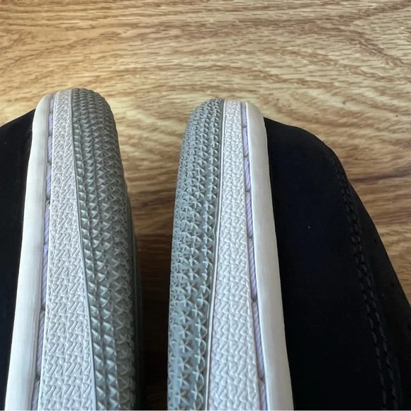 2018 AirJordan 1 mid Multicolor Sneakers 554724-065 - Picture 4 of 14